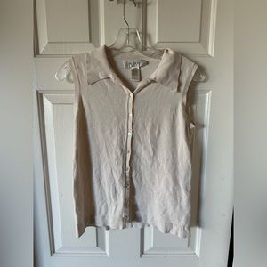 Creme silky sleeve less button up